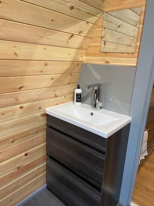 Appartement Bonny Wee Snug - Pod In Spean Bridge Extérieur photo